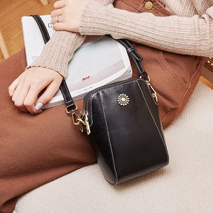 Lodret crossbody-taske med telefon