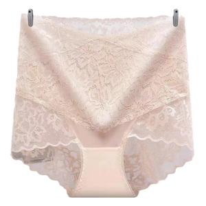 High-waisted lace panties